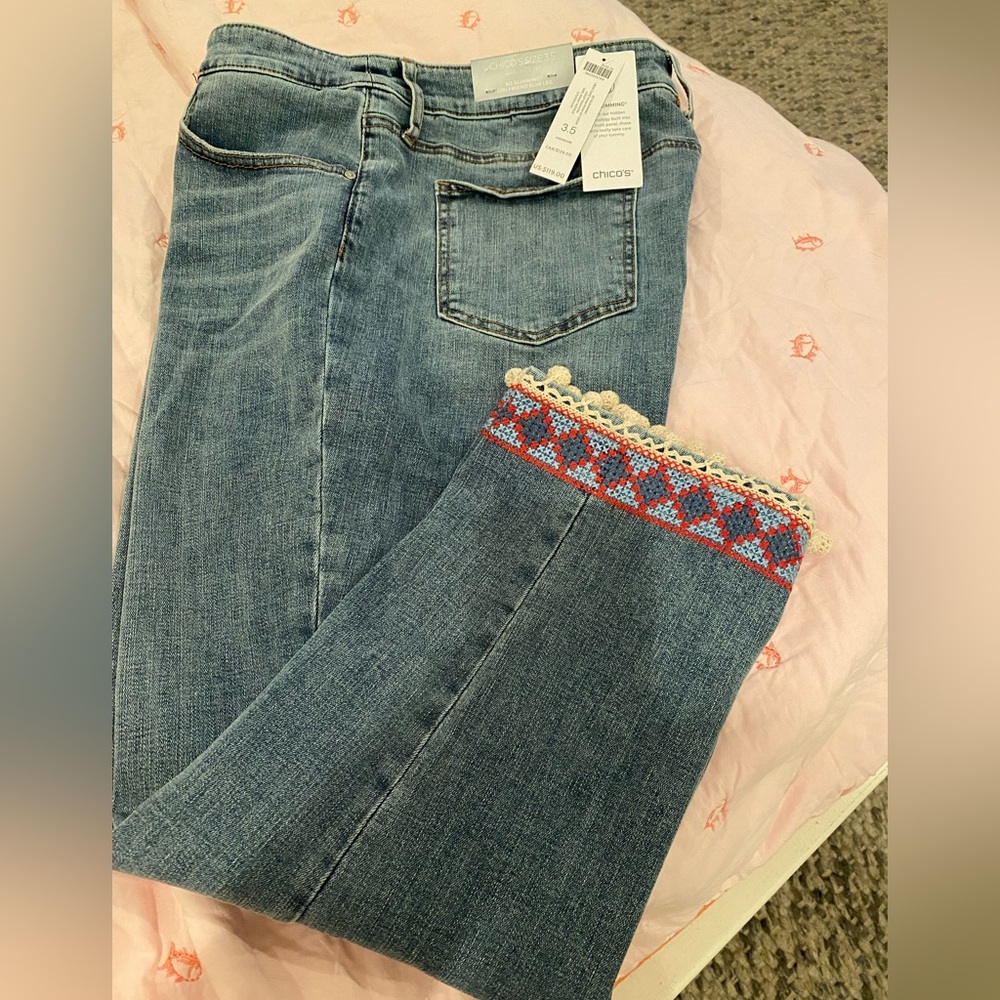Chicos Size 16-18 Jeans. NWT.